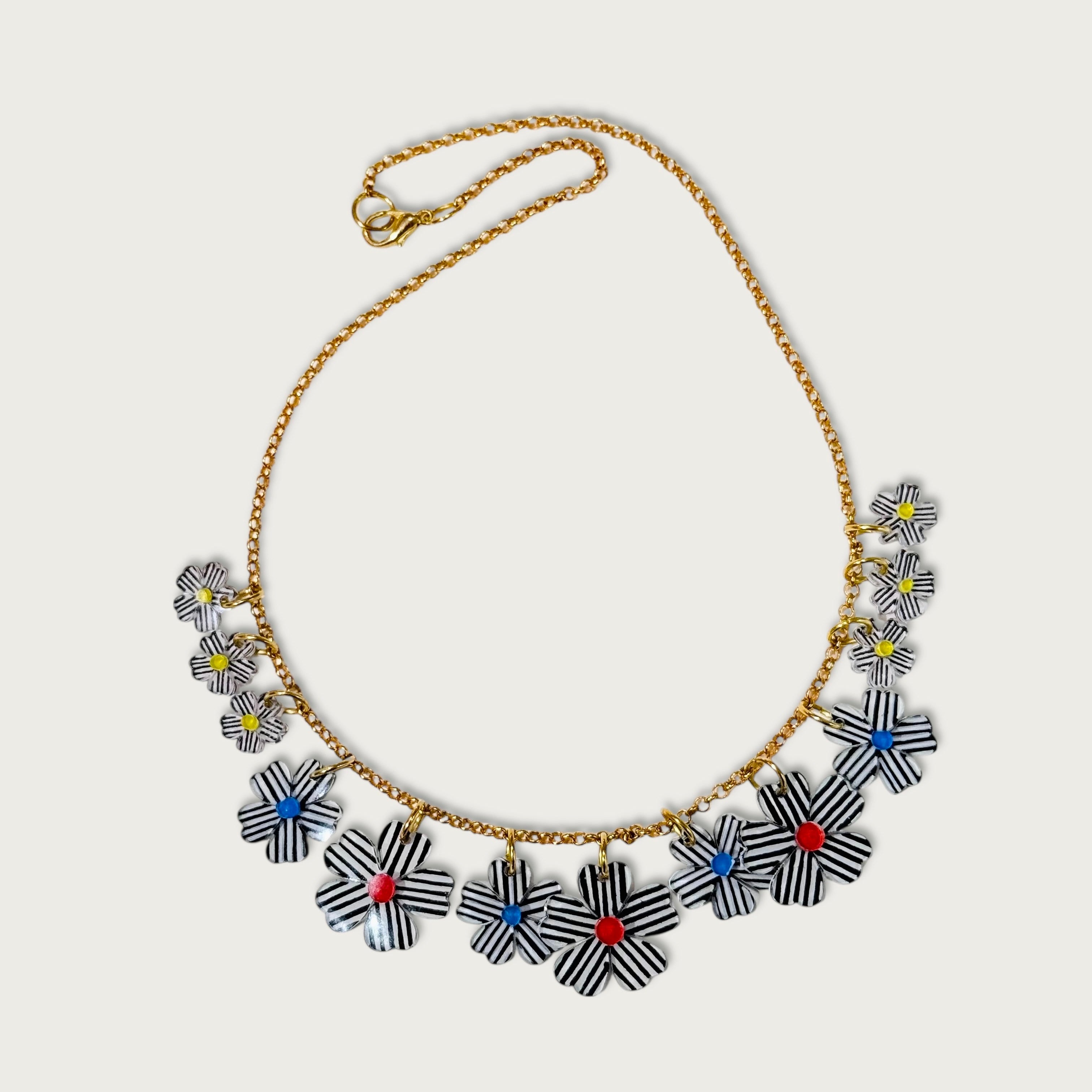 KIT COLLAR FLORECILLAS